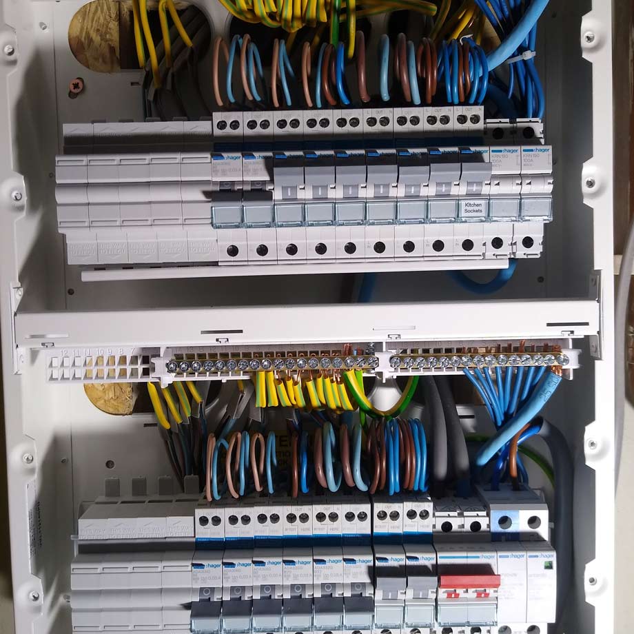 Fault finding and consumer unit upgrade in Sheffield - new neat consumer unit
