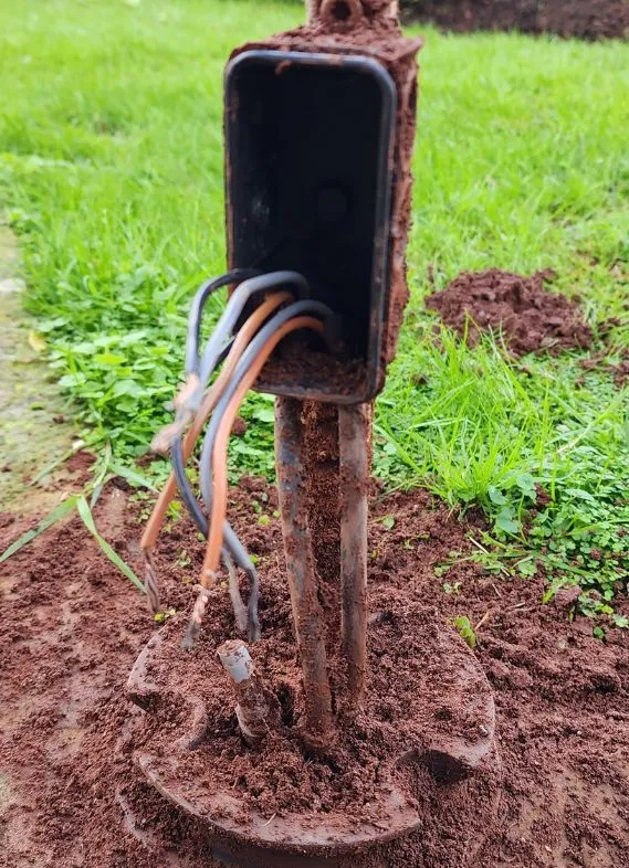 Outdoor Electrical problem, poor installation caused this electrical emergency